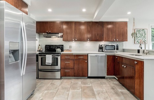 Fairway Casa | Home in Fairway Kansas, near KC's Country Club Plaza