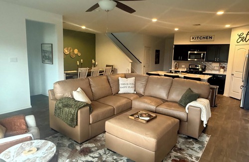 Barker Casa | Home in Katy, TX with loft game room