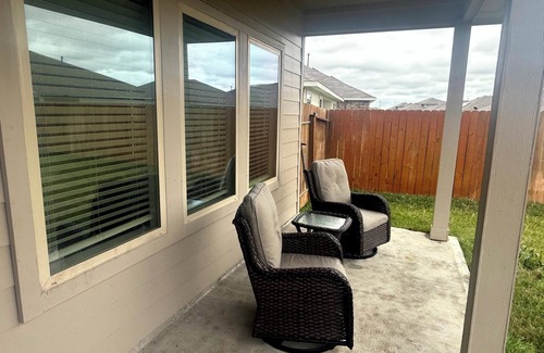Barker Casa | Home in Katy, TX with loft game room
