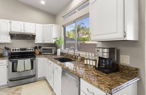 Paradise Park Vista Casa | Home In One in Scottsdale near Golf and Shopping