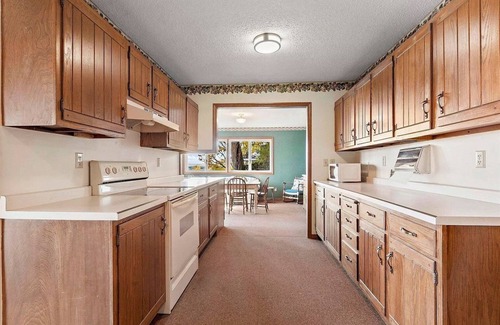 Lansing Casa | Home in quaint river town with awe-inspiring view of the beautiful Mississippi