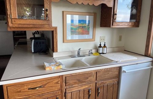 Lansing Casa | Home in quaint river town with awe-inspiring view of the beautiful Mississippi