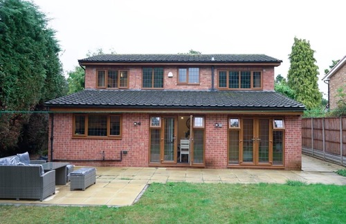 Rugby Casa | Home in Rugby Warwickshire