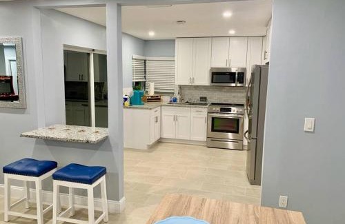 West Palm Beach Casa | Home in West Palm Beach with Heated Pool