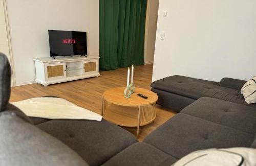 Minden Apartamento | Home Inn Apartments - 203