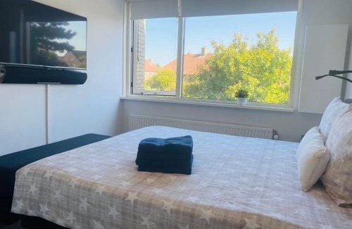 Zandvoort Casa | Home Inn Zandvoort the First Floor 4 Persons, 2 bedrooms, Free Parking!