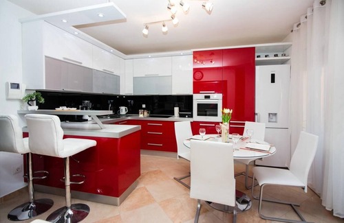 Solin Villa | 🌟 Home with a heated Pool near Split with Magnificent View