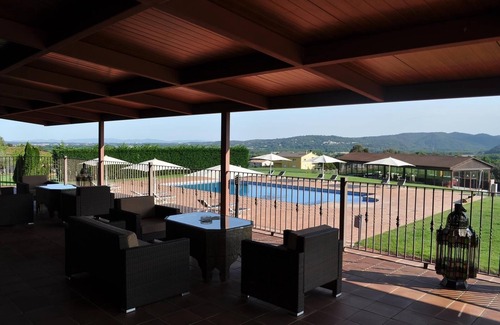 Sant Gregori Casa | Inicio "Lujosa villa de piedra con bosque privado" con piscina, Wi-Fi, jardín y terraza