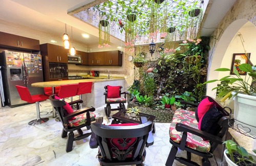 Cali Casa | Home near Chipichape Jacuzzi.Sauna.Turkish bath