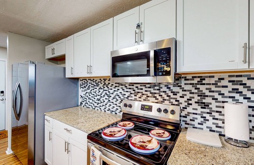 Lyons Casa | Home near Somerville Lake with firepit, BBQ pit, gazebo, washer/dryer, & patio