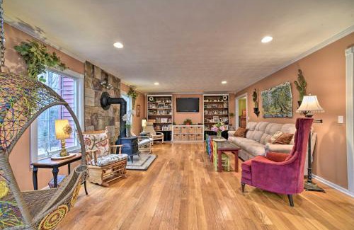 Haslett Casa | Home on 10 Acres Perfect for MSU Football Weekend