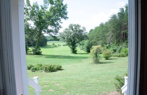 Pikeville Casa | Home on 30 acres next to State Park