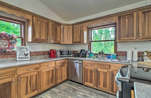 Dandridge Casa | Home on Douglas Lake - Fish & Kayak!