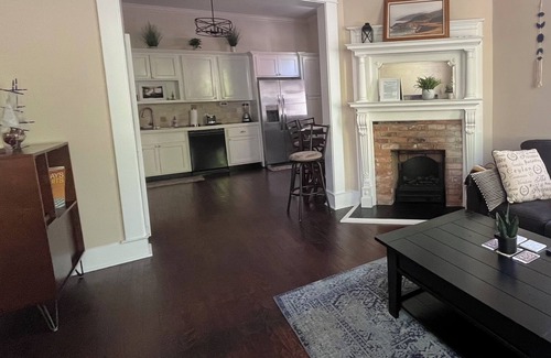 Eastside Condominio | Home on Duffy - Downstairs