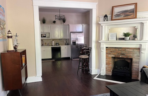 Eastside Condominio | Home on Duffy - Downstairs
