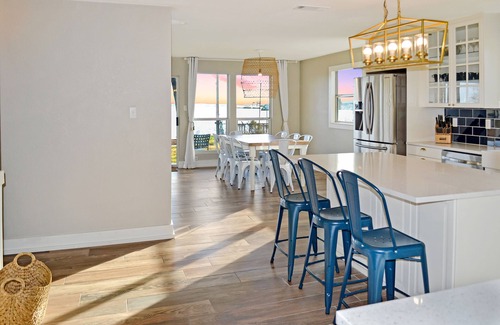Kemp Casa | Home on the Lake w/ Pool and Boat Dock