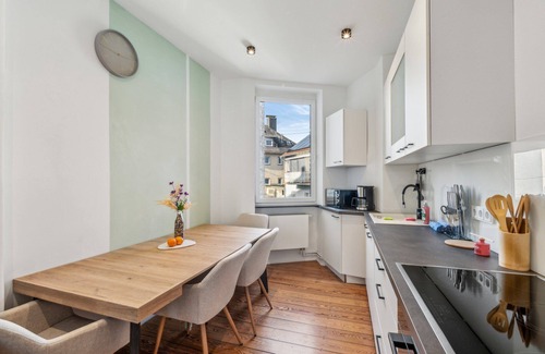Dotzheim Apartamento | Home.ON Wiesbaden modernizes old apartment