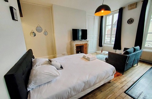 Auxerre Apartamento | Home - Paris III - Séjour à Auxerre