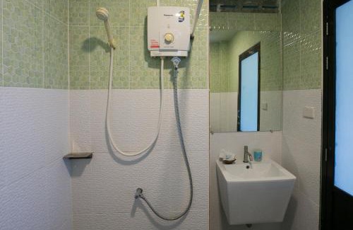Tham Nam Phut Casa | Home Phang-Nga Guesthouse