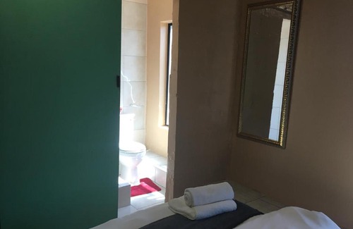 Goodwood Hotel | Home Stay Accommodation Goodwood