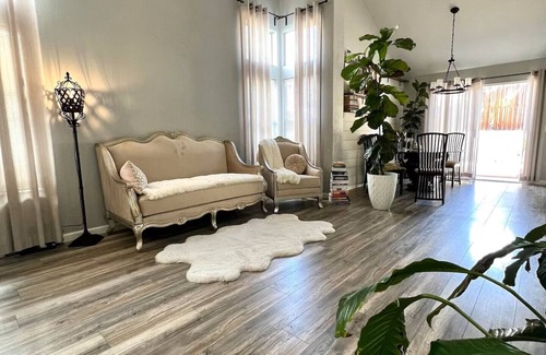 Antelope Casa | Home Sweet Home 3-bedroom house in Antelope