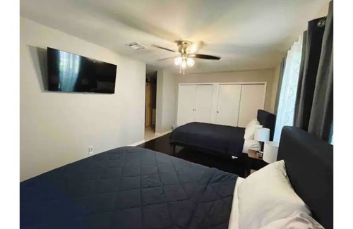 Wetmore Casa | Home Sweet Home with Pool - 5 Queen beds