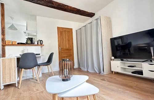 Notre-Dame Apartamento | Home Up Pontoise