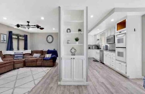 Lancaster Casa | Home Vest - Home with private & quiet neighborhood
