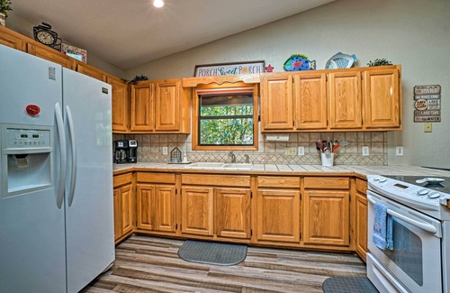 Arrow Point Casa | ¡NUEVO! Inicio w / Gran cubierta en Table Rock Lake!