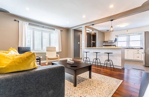 Rosemount Casa | Home⭐Wifi⭐Netflix⭐Parking⭐Laundry⭐Walk2Everything