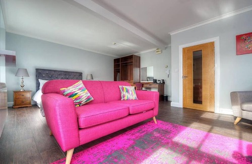 Galway City Centre Apartamento | Home with a View
