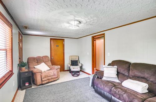 Bluewell Casa | Home with Bunkroom 2 Mi to Hatfield and McCoy Trail