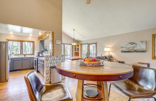 Angel Fire Casa | Home with Hot Tub 5 Mi to Angel Fire Bike Park