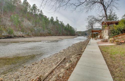 Mid America Casa | Home with Ouachita River and Lake Hamilton Access