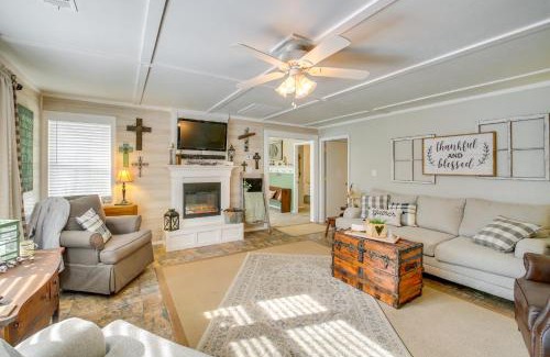 Mid America Casa | Home with Ouachita River and Lake Hamilton Access