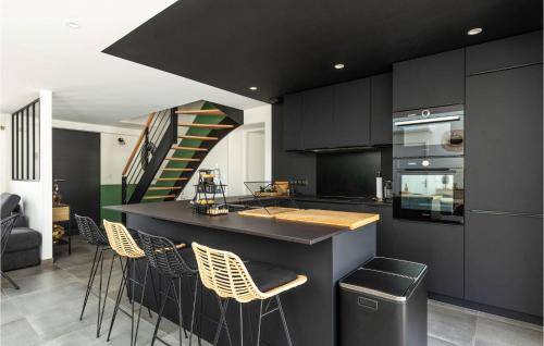 Saint-Jean-de-Monts Casa | Home With Private Pool