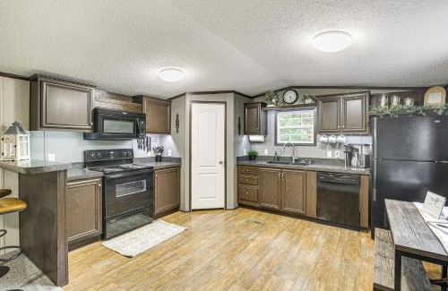 Wright City Casa | Home with Trail Access on 19 Acres in Wright City!