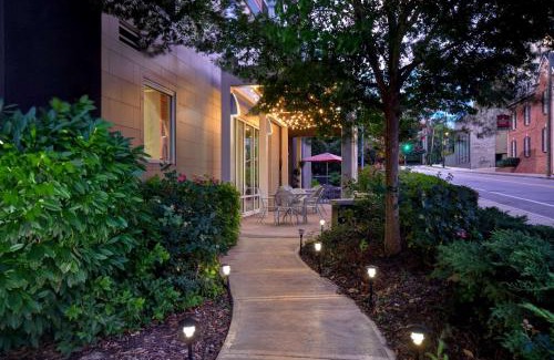 Music Row Hotel | Home2 Suites by Hilton Nashville Vanderbilt, TN