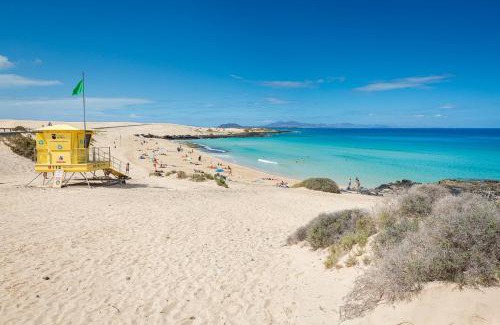 Geafond Chalet De Esquí | Home2Book Chill BBQ Hideaway in Corralejo