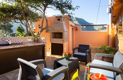 Buenavista del Norte Cabaña | Home2Book Rustic House orchard +Wifi