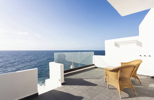 Los Gavilanes Apartamento | Home2Book Serene Stay & Sea View Terrace in Arico