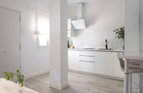 San Carlos-Tartessos Apartamento | Home2Book Stylish Urban Escape, SevillaLegacy