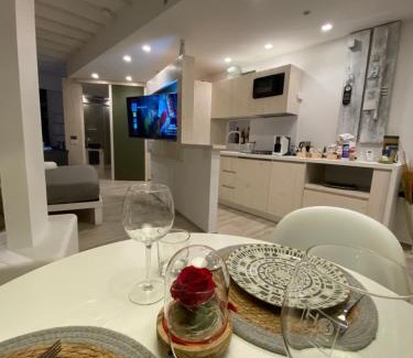 Bisceglie Cama Y Desayuno | HOME3 BED Luxury Suite&Relax