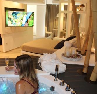 Bisceglie Cama Y Desayuno | HOME3 BED Luxury Suite&Relax