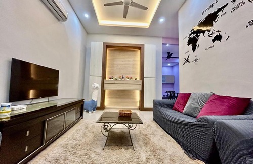 Central Seberang Perai Casa | Home36#8pax#4bedroom#NearAeonAlma#Mcd