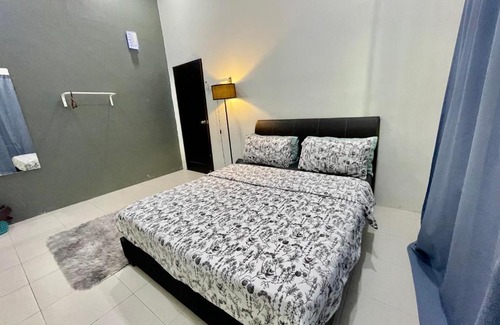 Central Seberang Perai Casa | Home36#8pax#4bedroom#NearAeonAlma#Mcd