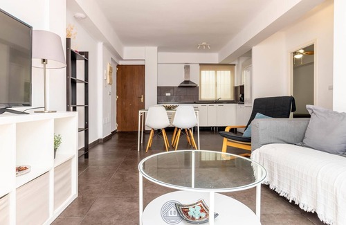 El Ejido Apartamento | HOMEABOUT CERVANTES APARTMENT 24 (2BR 1BT)