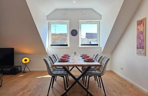 Montabaur Casa | HOMEBASE am Schloss - Perfekt für Gruppen - 4 Apartments - 1 Haus