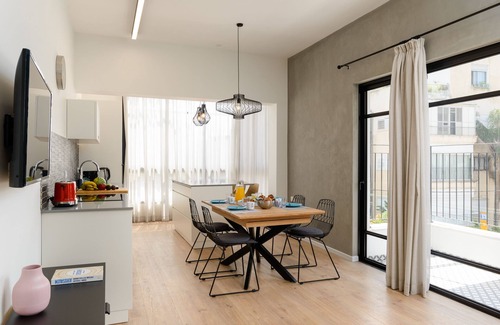 Old North Apartamento | Pied-à-terre junto al mar! Jabotinsky / HILTON
