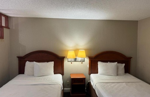 Wetmore Hotel | Homegate Studio and Suites San Antonio